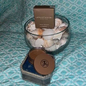 Anastasia Cream Bronzer - Amber
